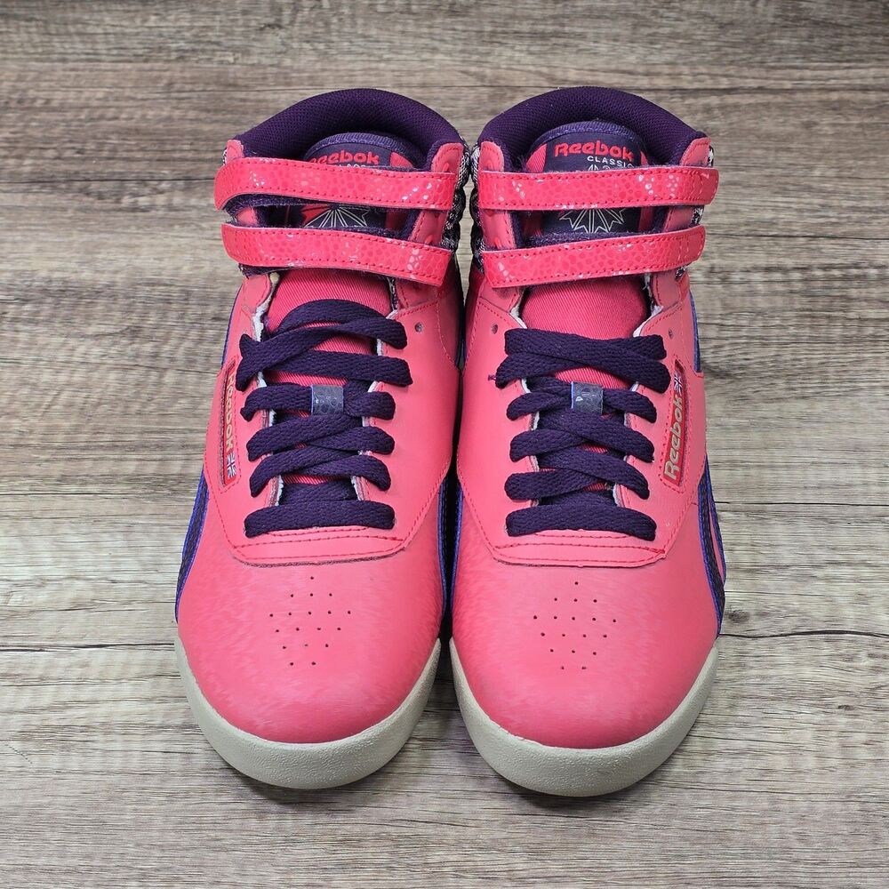 Reebok Freestyle Hi Size 5.5 Women's Size 7 Pink Purple Sneakers (V63068) NEW - Picture 2 of 10